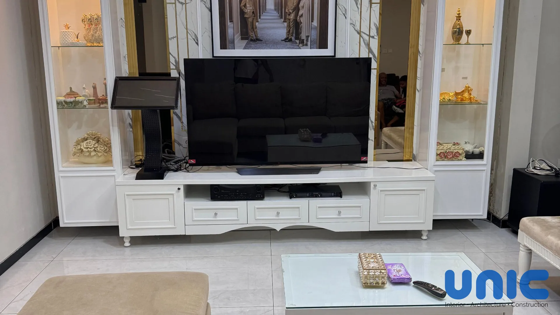 Solusi Furnitur Anti Rayap di Green Leaf Surabaya: Transformasi PVC Board & Finishing Duco PU - Custom Furniture Perumahan Green Leaf Pandugo, Surabaya
